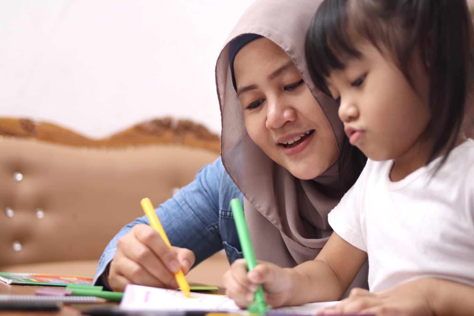 Families discovering benefits with MomPlan